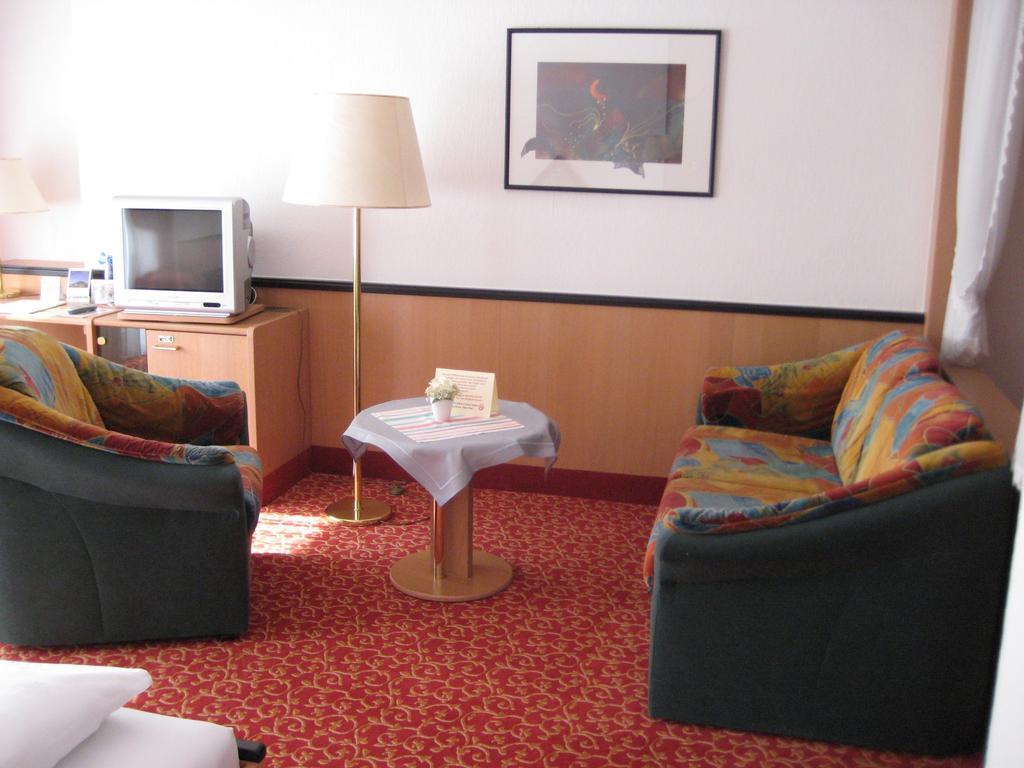 Schlosshotel אייזנבאך חדר תמונה